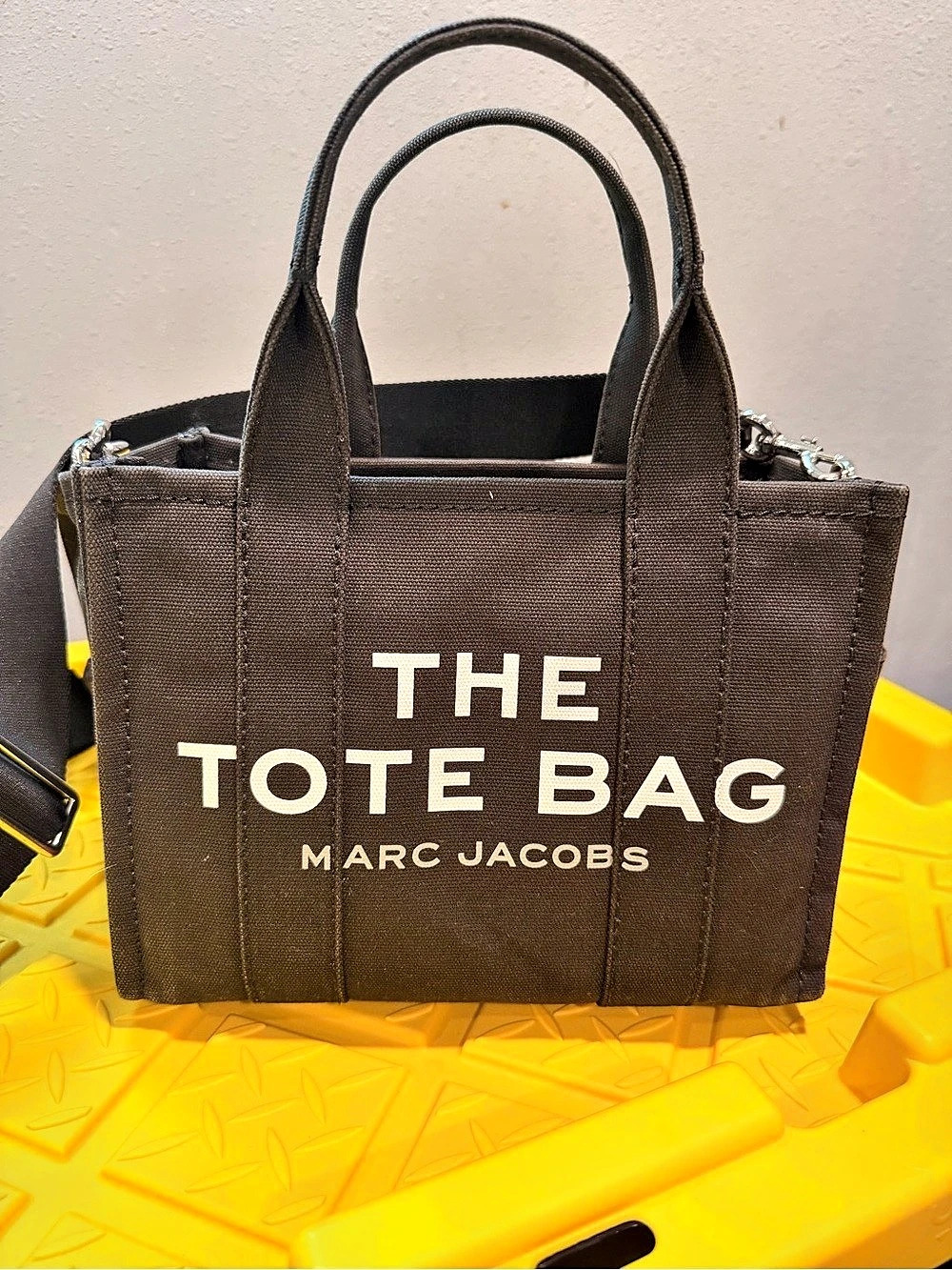 Marc Jacobs The Tote Bag